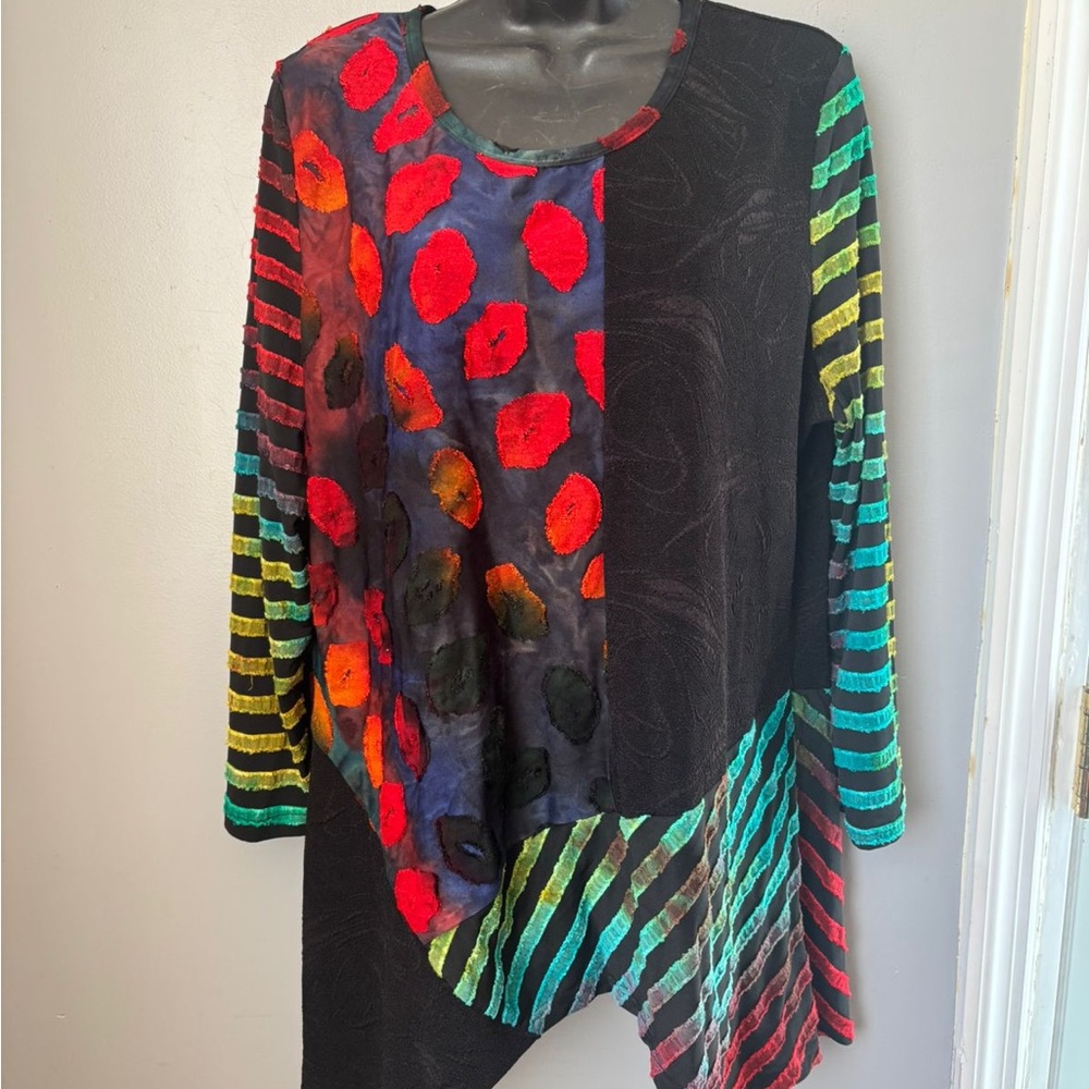 Calessa Black And Red Artistic Patchwork Top Size… - image 1